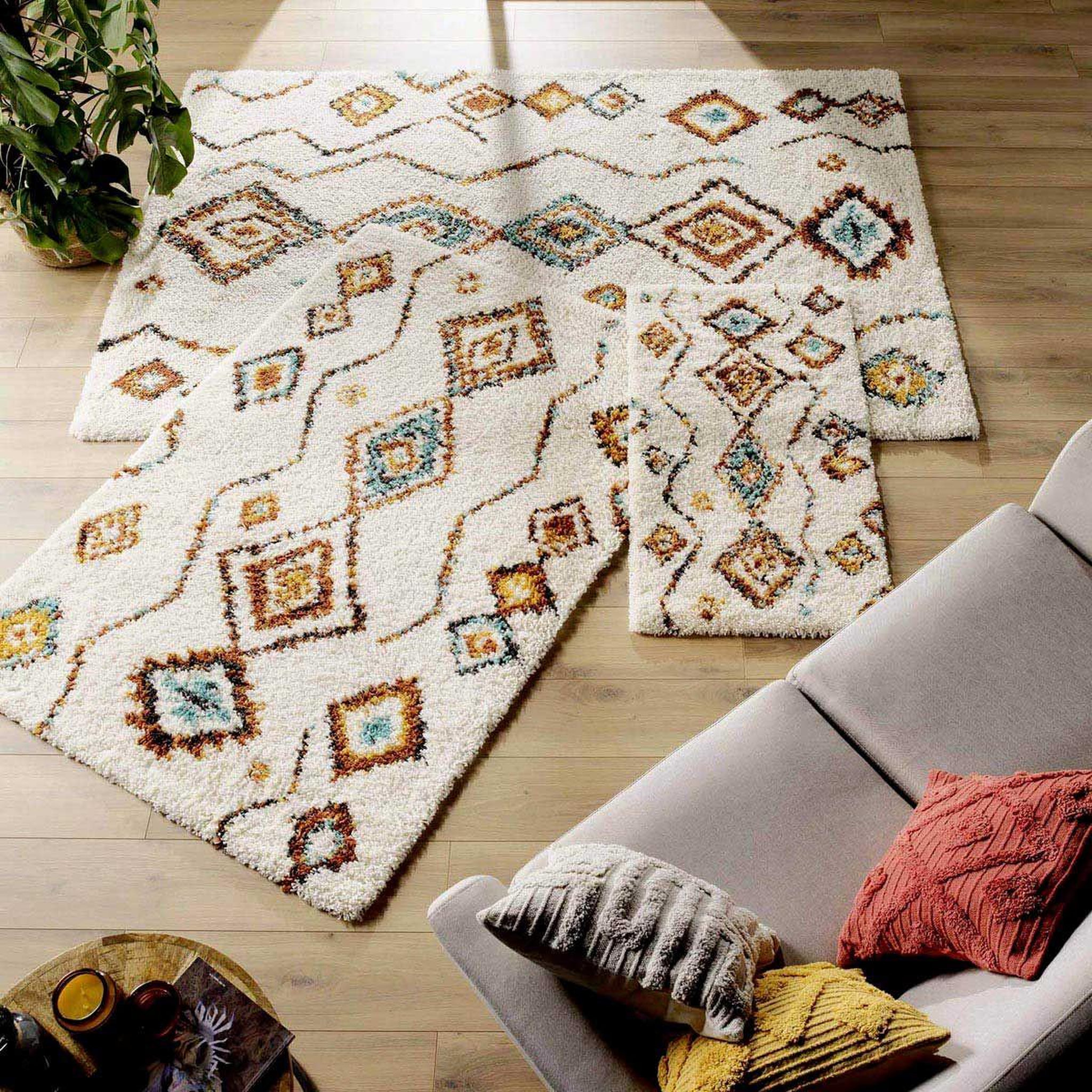 Voir la diapositive 4 : Douceur d'Intérieur Tapis déco shaggy  vasco  160x230cm multicolore