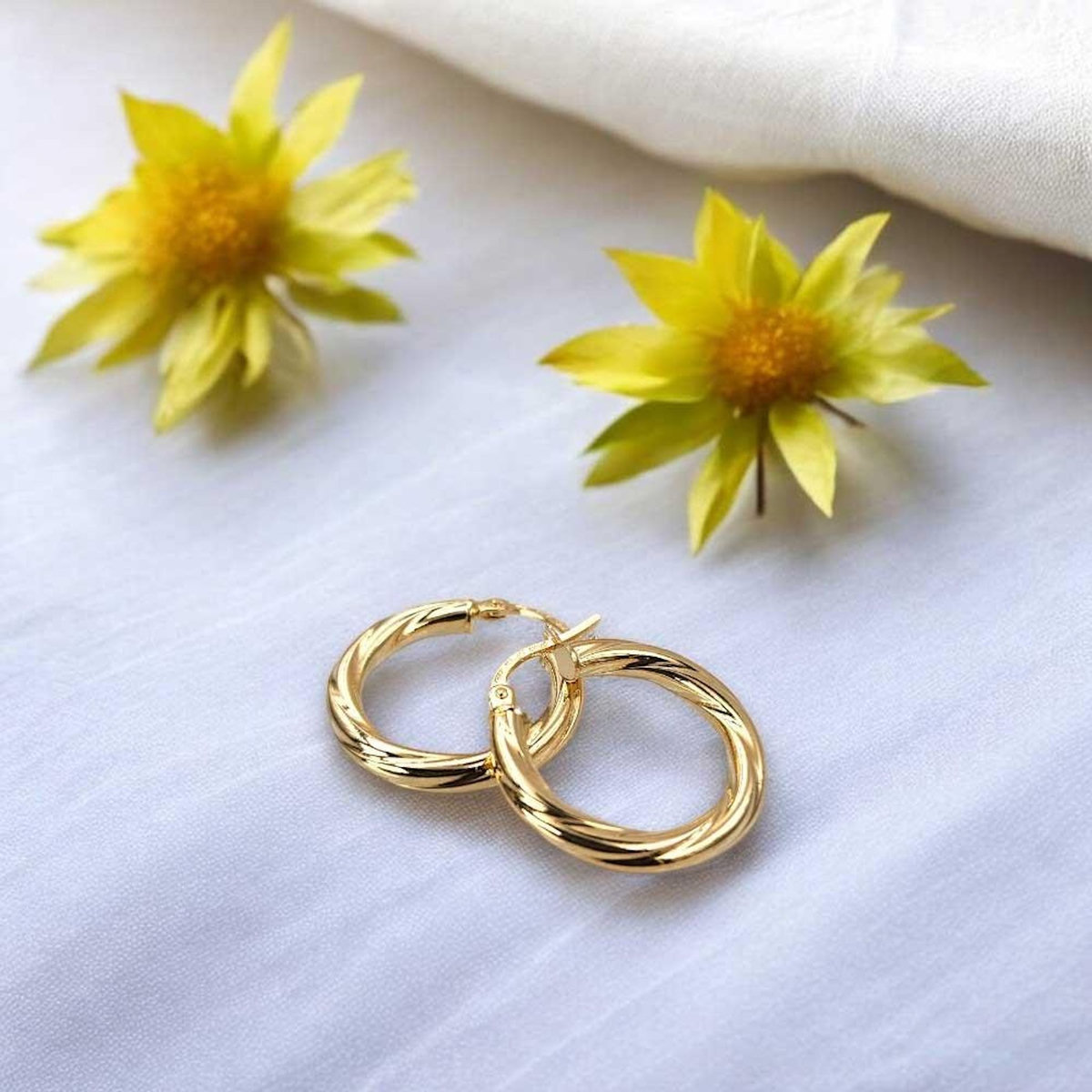 L'ATELIER D'AZUR Boucles d'Oreilles Créoles - Or Jaune - Torsadées