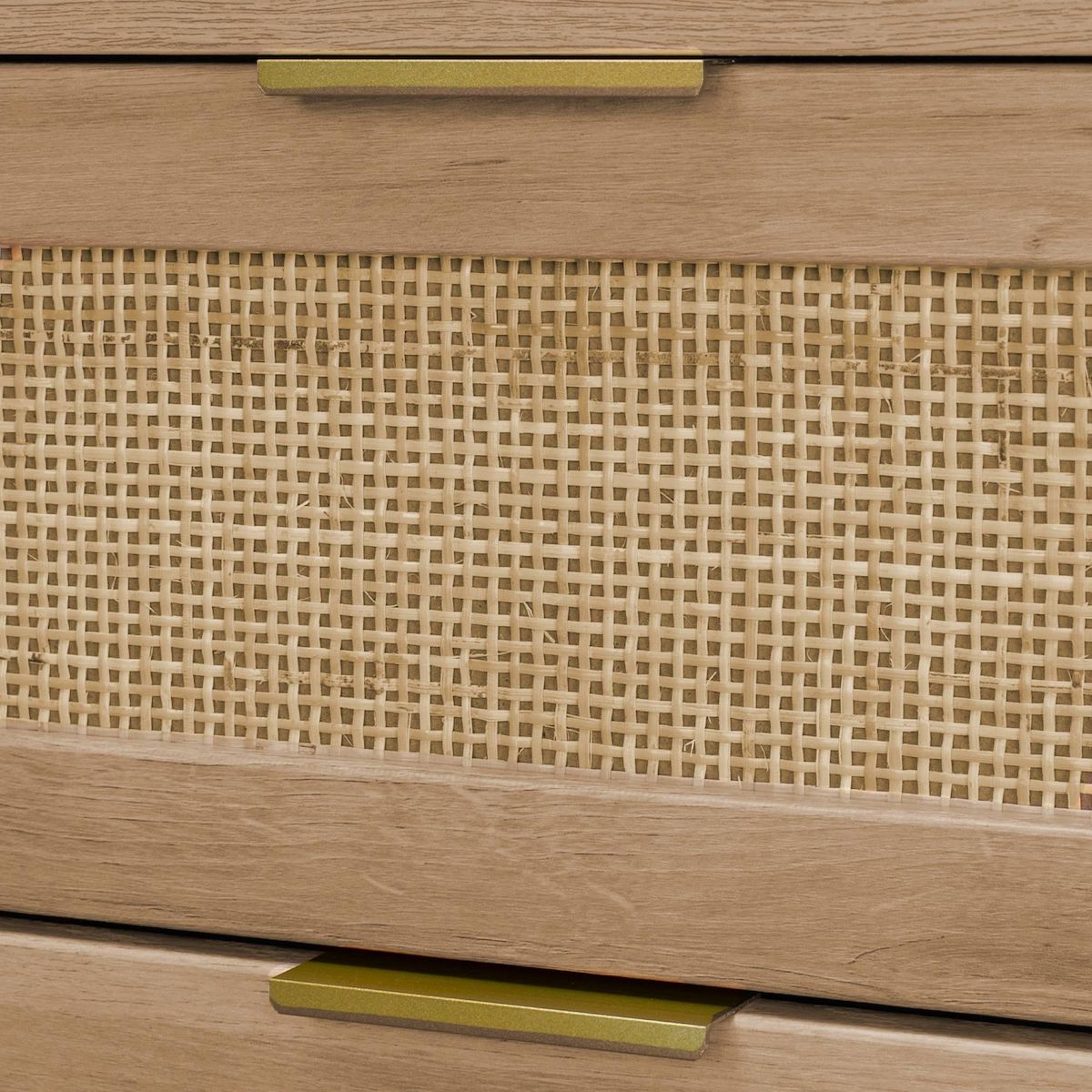 SWEEEK Commode chiffonnier effet bois et cannage 4 tiroirs naturel. poignée en métal doré - L 48 x P 39.5 x H 96 cm - Eva