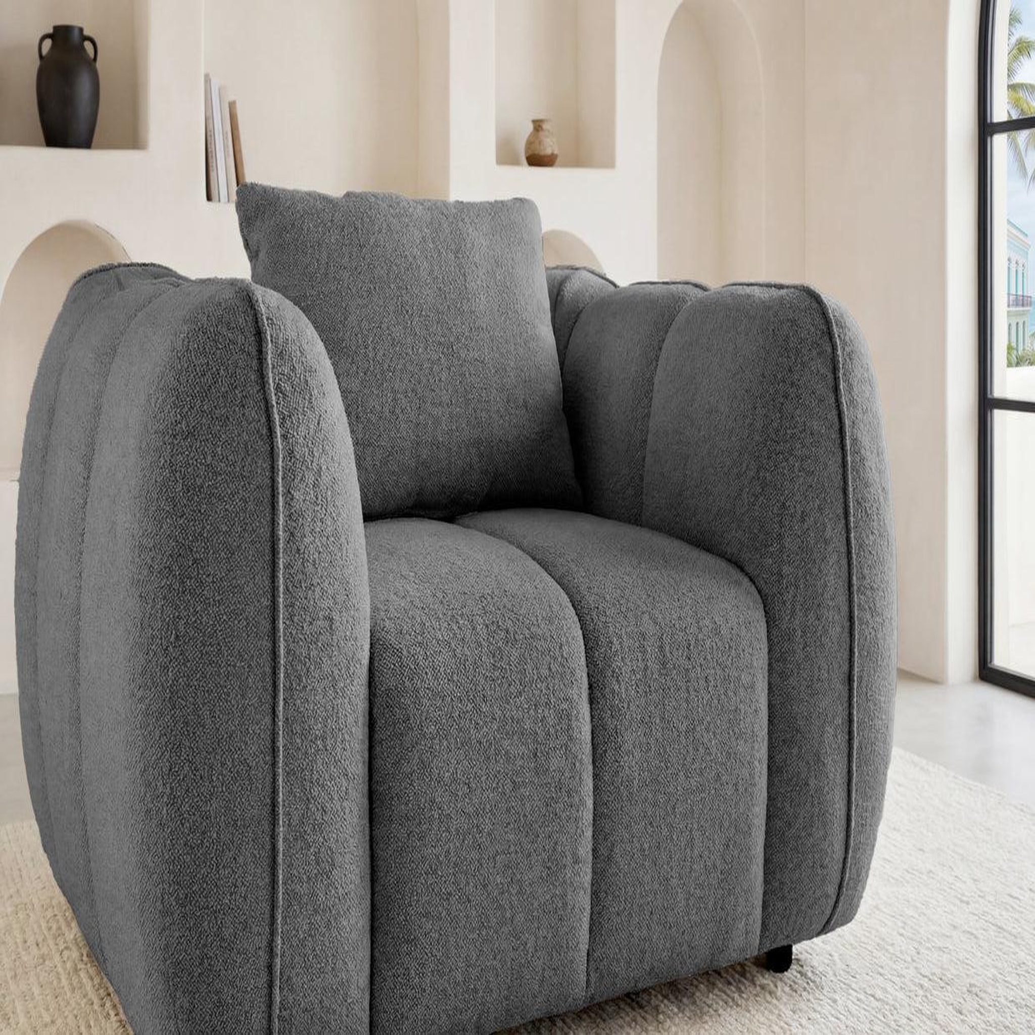Voir la diapositive 4 : CASANOVA PARIS HAVANA - Fauteuil tissu lisse