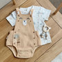 Voir la diapositive 6 : Petit Béguin Ensemble salopette bébé en gaze de coton et t-shirt Noisette
