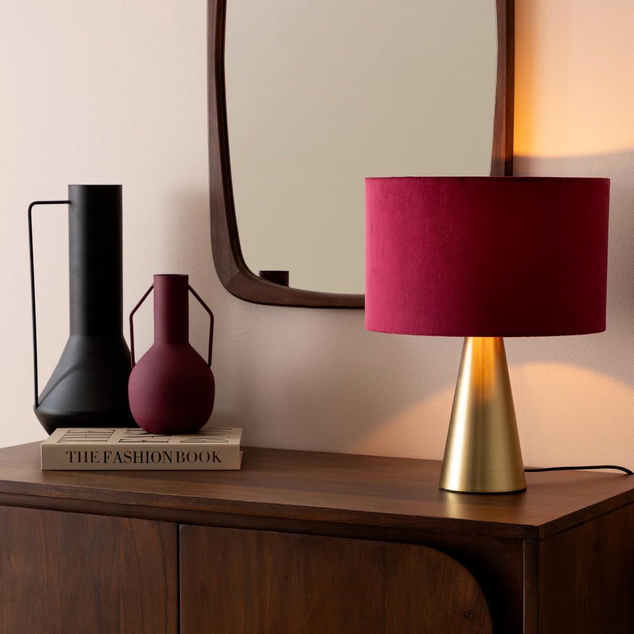 Voir la diapositive 4 : ATMOSPHERA Lampe à poser en velours  siana  35cm rouge rubis