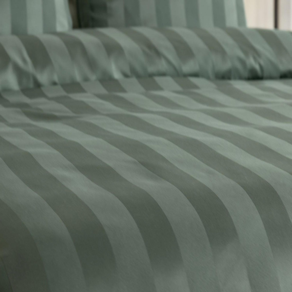 Home collection Parure housse de couette 100% satin de microfibre