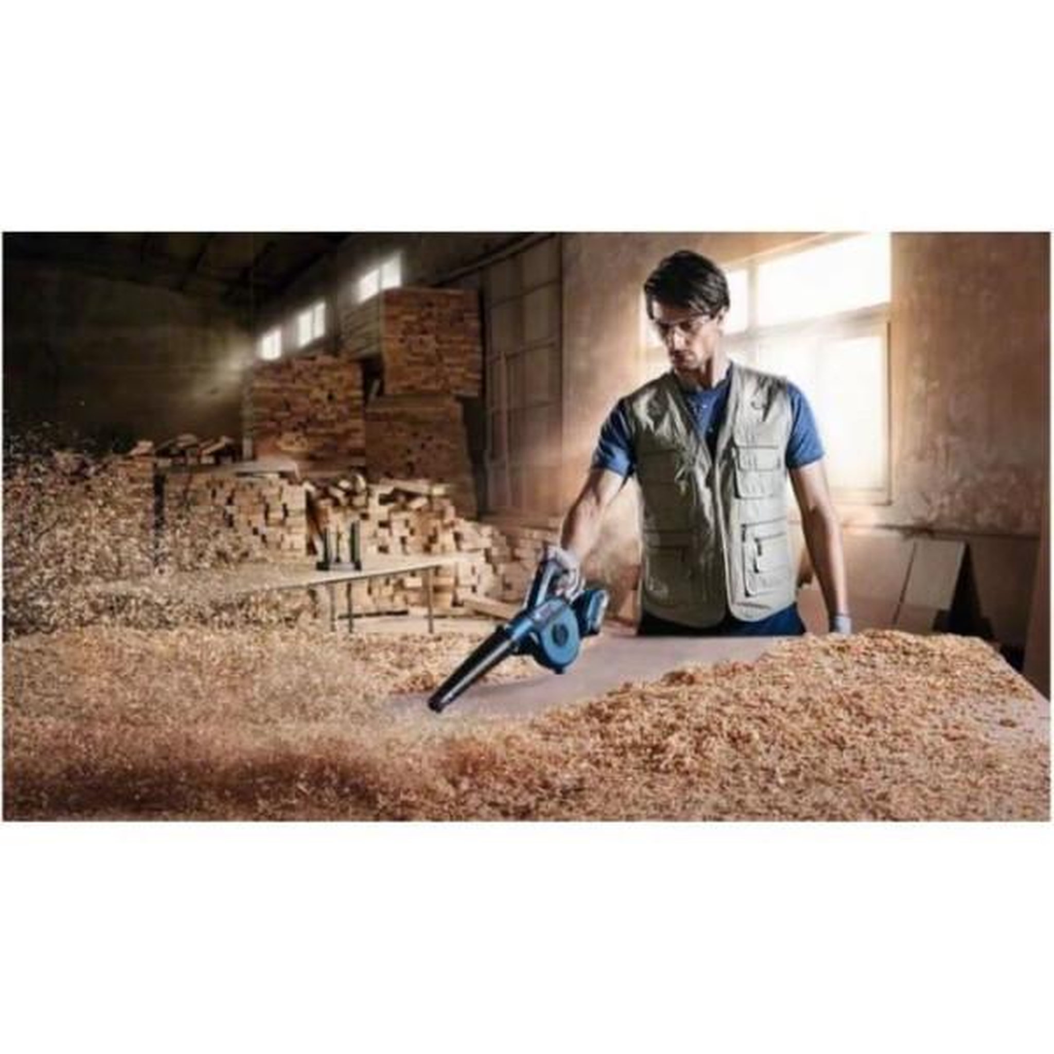 Voir la diapositive 6 : Bosch Professional Souffleur 18V GBL 18V-120 (sans batterie ni chargeur) en boîte carton - BOSCH - 06019F5100