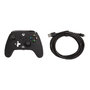 Voir la diapositive 4 : Manette Filaire Noire Xbox Series X - Xbox One