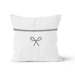 SOLEIL D'OCRE Coussin en coton brodé 40x40 cm EMILIE, par Soleil d'ocre. Coloris disponibles : Blanc