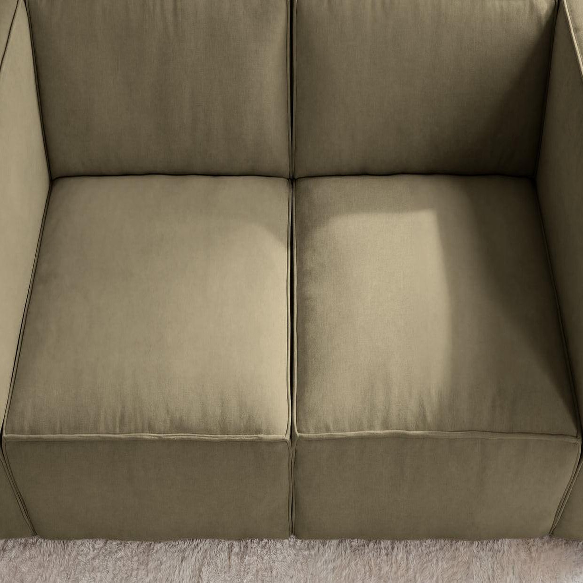 Voir la diapositive 4 : CASANOVA PARIS Mini basil - canapé droit tissu lisse 2 places