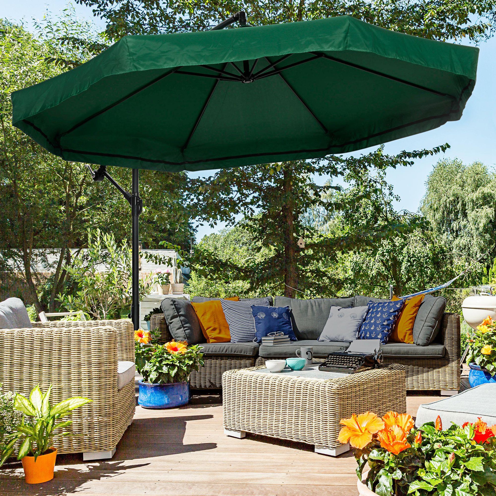 Voir la diapositive 4 : OUTSUNNY Parasol déporté octogonal inclinable pivotant manivelle moustiquaire pied acier Ø 2,95 x 2,42H m vert