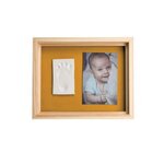 BABY ART Baby Art Pure Frame - Kit Cadre avec Pâte a Modeler et Cadre Bois Pin Naturel, Rouleau, Panneau Arriere Réversible (Vert/Orang
