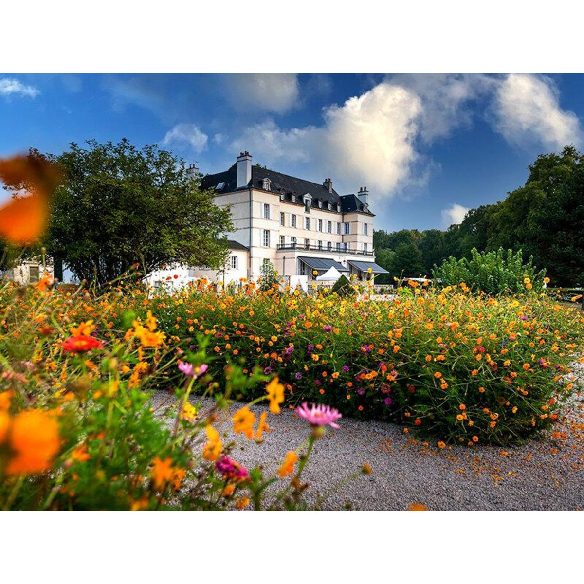 Smartbox Séjour en château 4* aux portes de Dijon : 2 jours en suite avec brunch - Coffret Cadeau Séjour