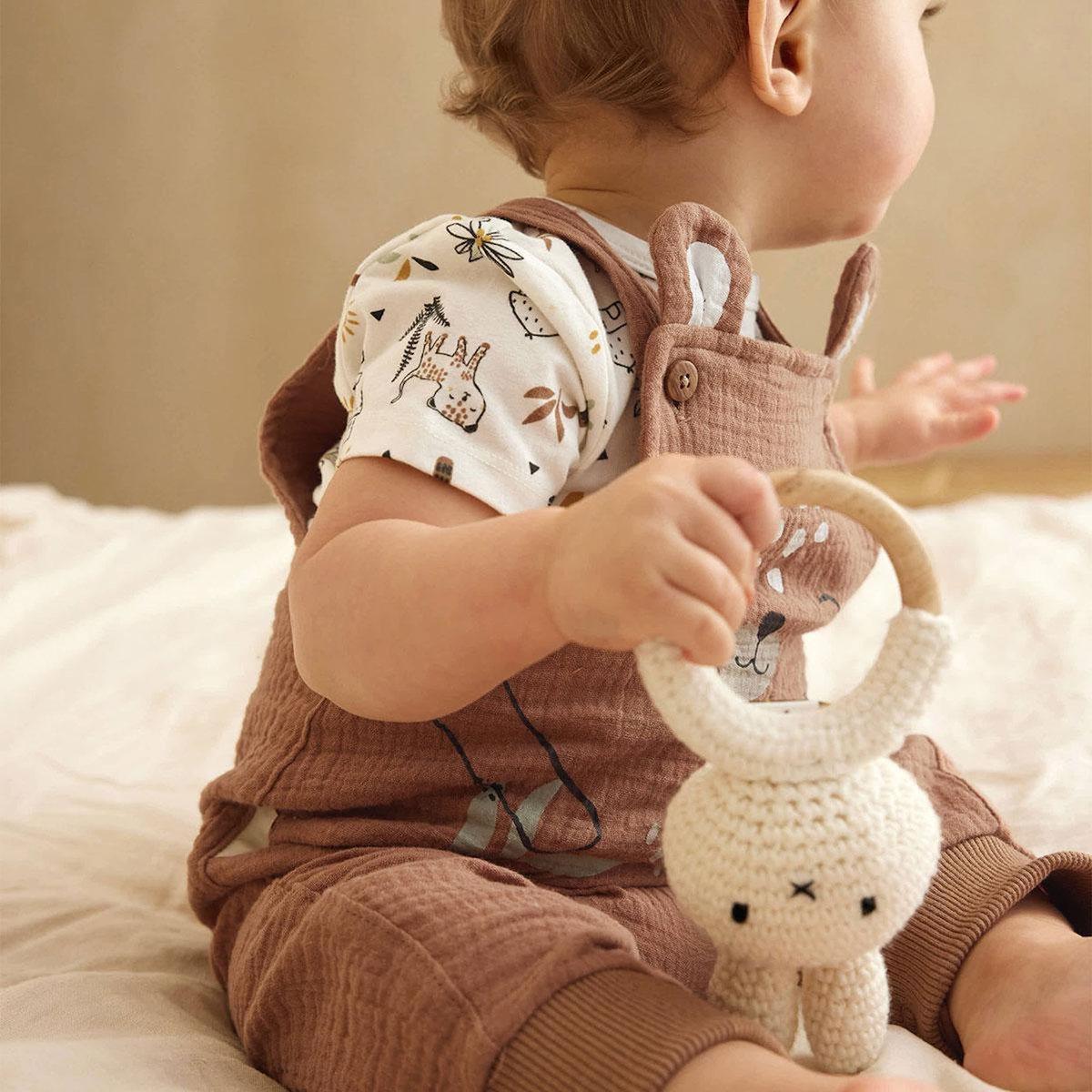 Petit Béguin Ensemble salopette bébé en gaze de coton et t-shirt Yao