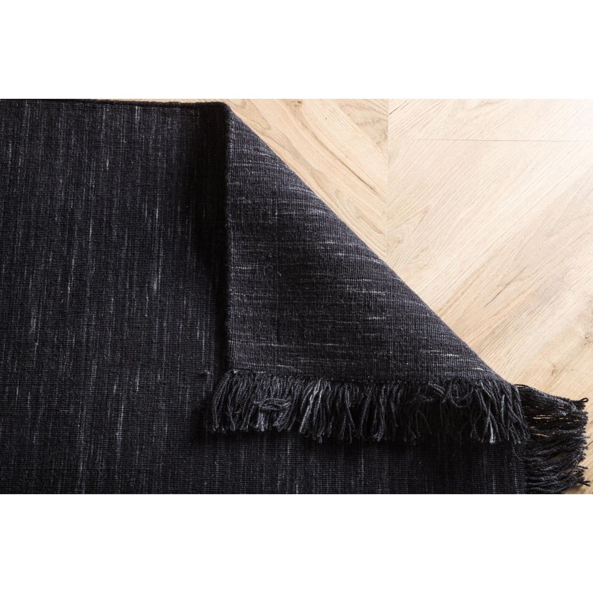 Voir la diapositive 6 : Paris Prix Tapis déco en laine  elton  252x300cm noir