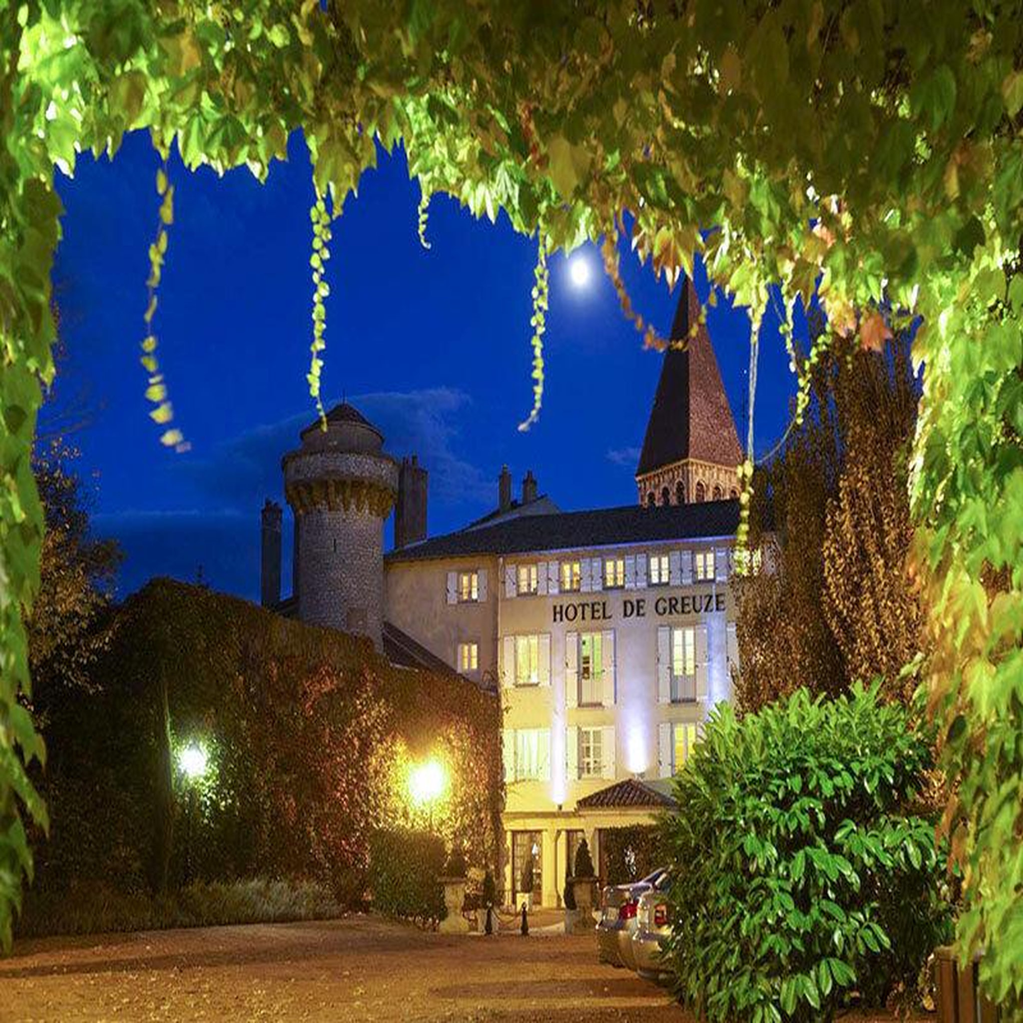 Voir la diapositive 4 : Smartbox 2 jours en hôtel 4* près de chalon-sur-saône - coffret cadeau séjour