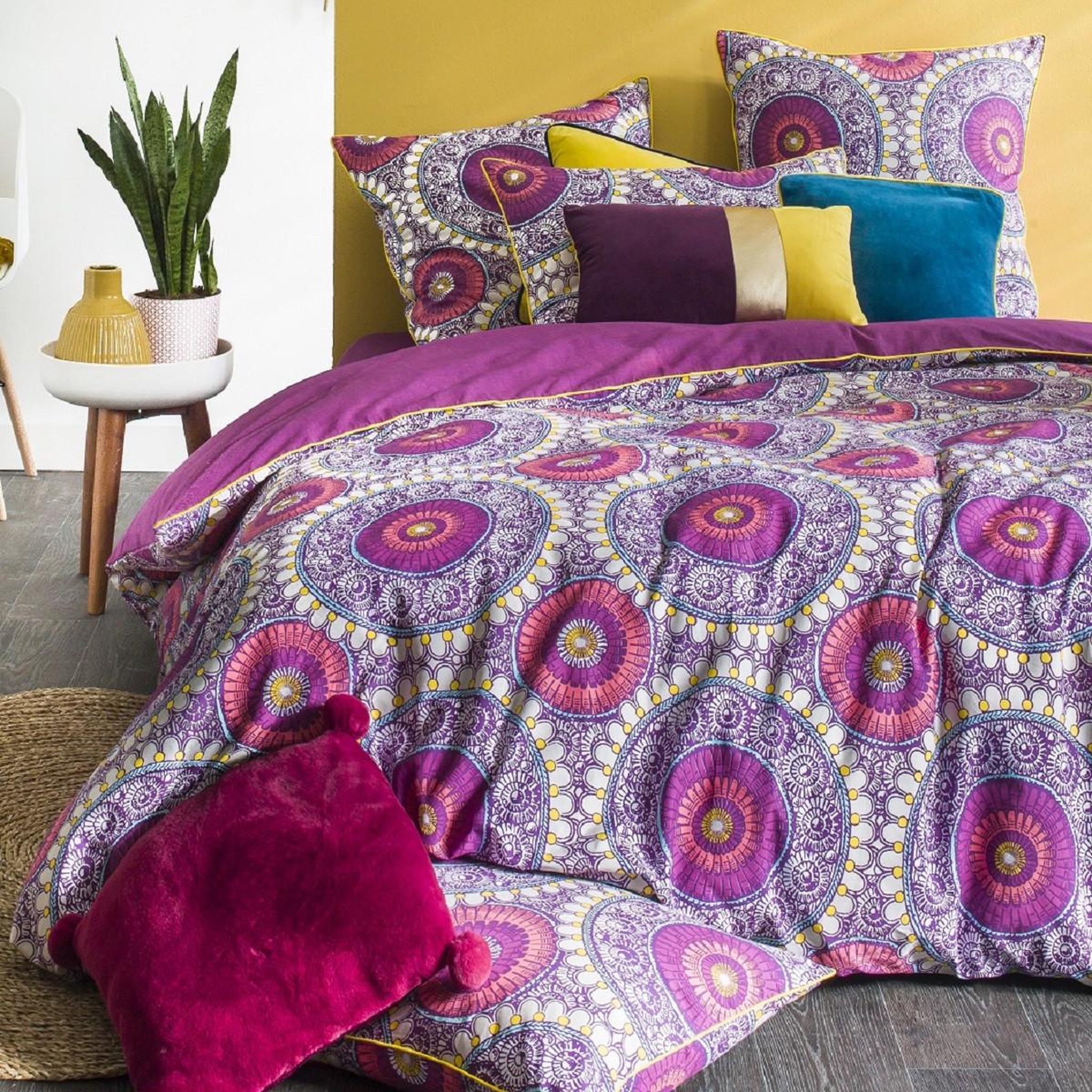 FUTURE HOME Parure de lit 2 personnes rosaces en satin 78 fils 260x240cm