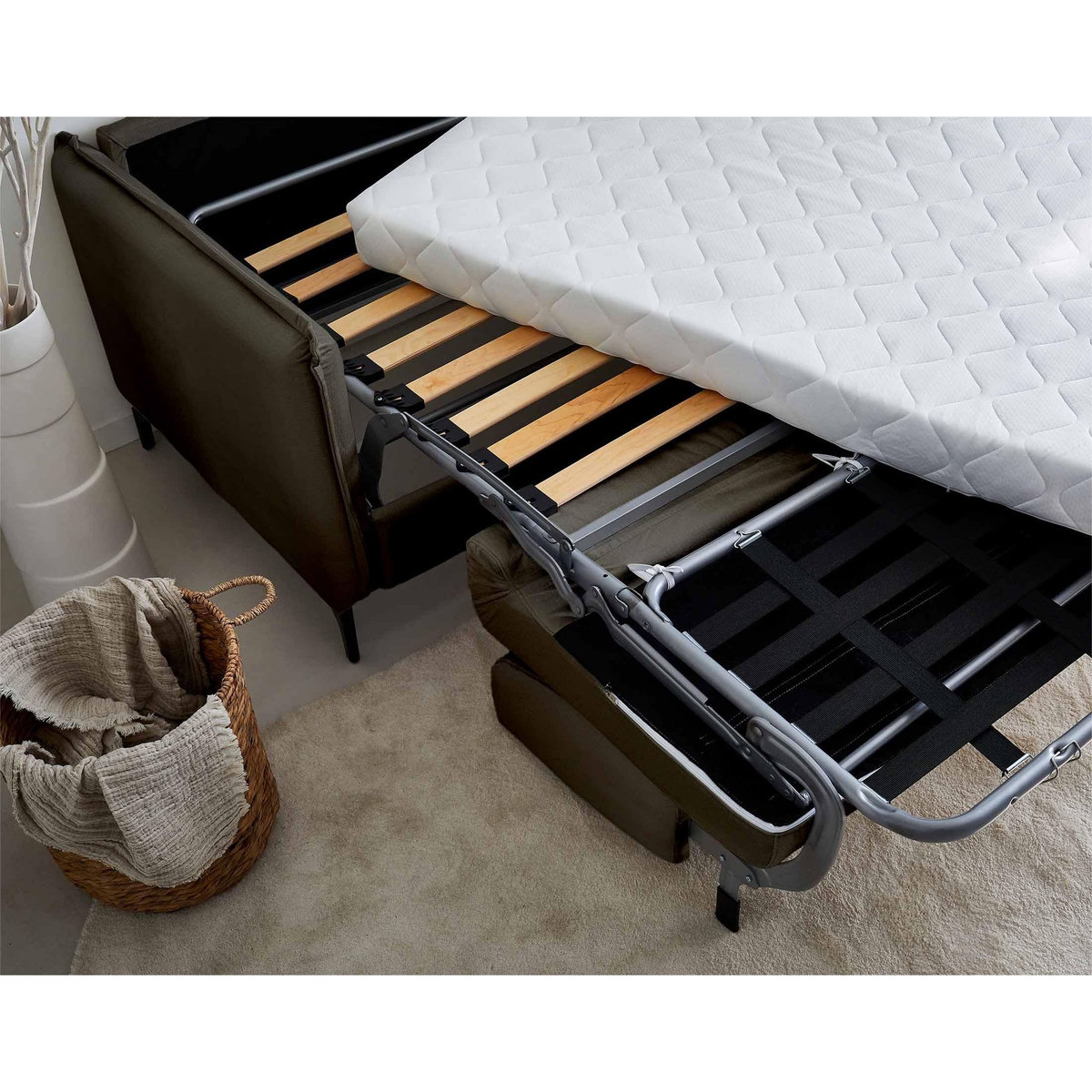 LISA DESIGN Agate - canapé 3 places convertible - couchage quotidien - matelas 14 cm - en velours