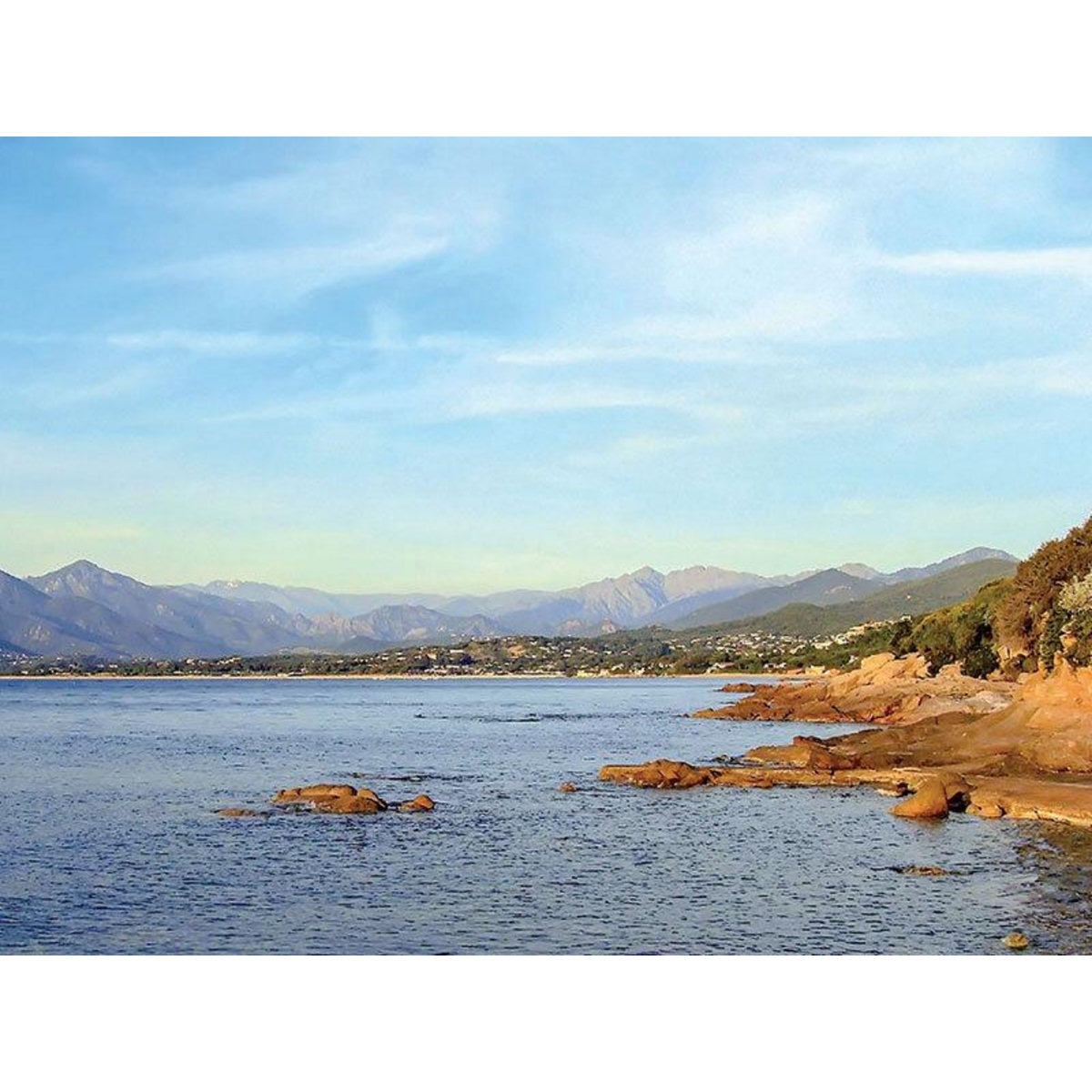 Smartbox Demi-journée d'excursion en catamaran dans le golfe d'Ajaccio - Coffret Cadeau Sport & Aventure