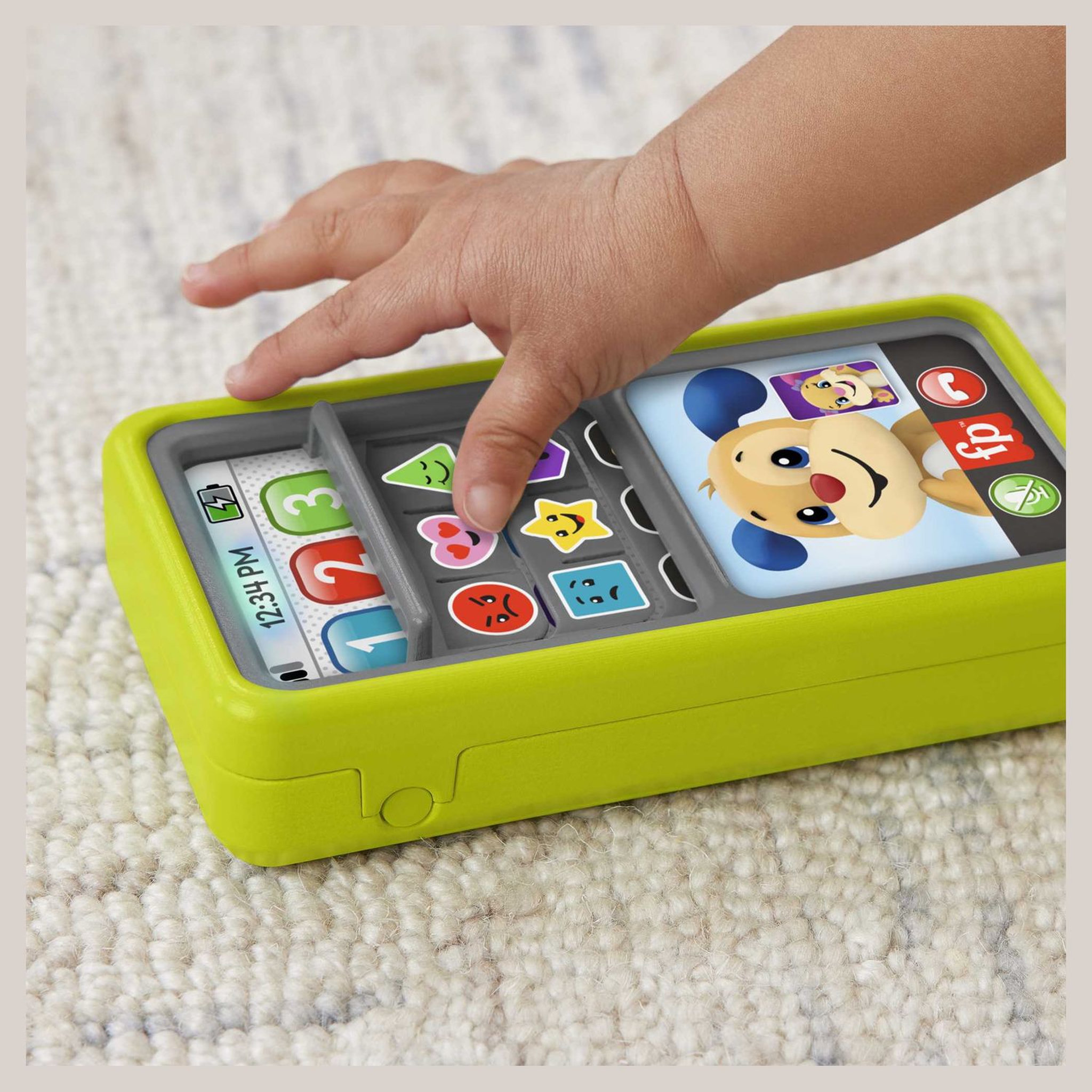 Voir la diapositive 4 : MATTEL Mon premier smartphone Emojis