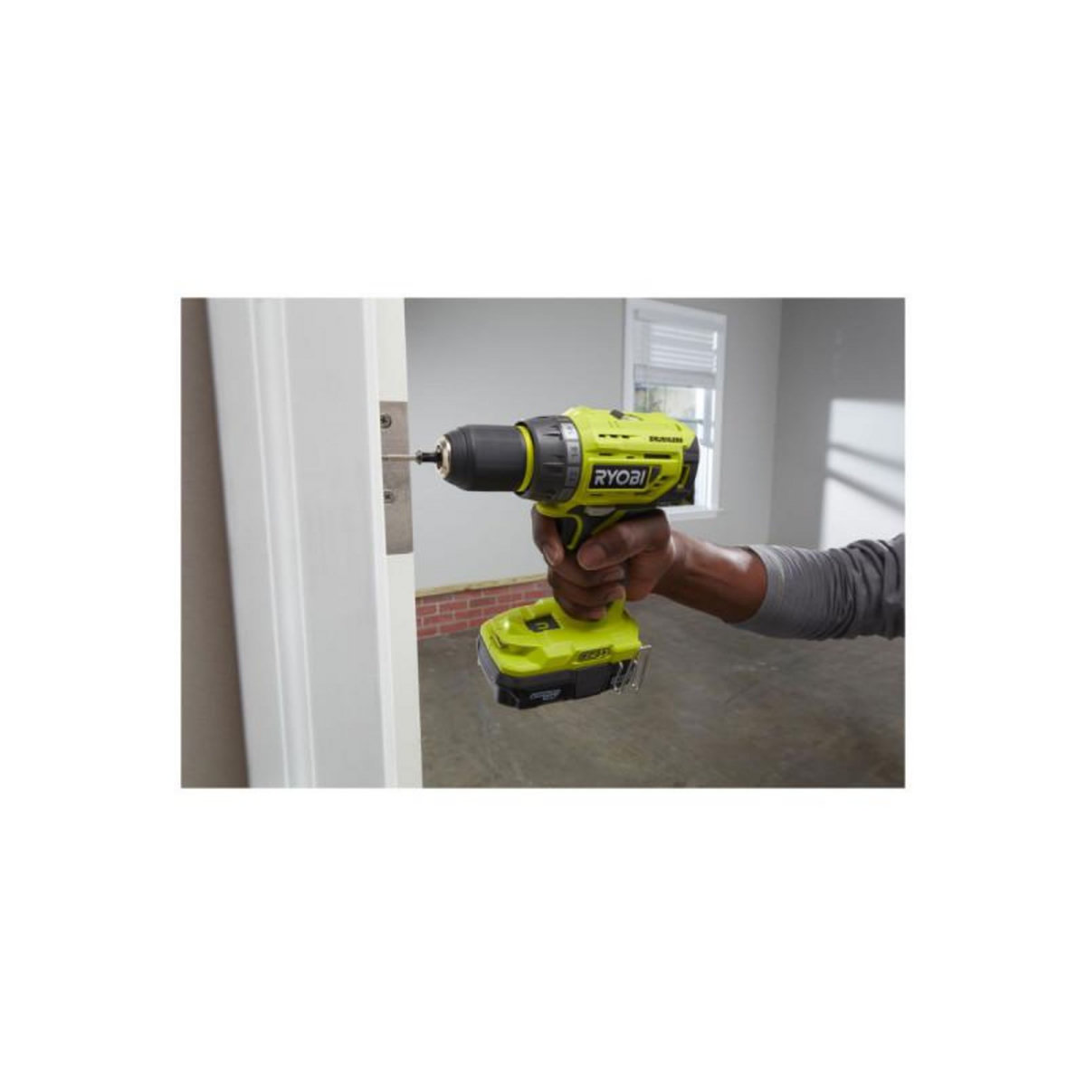 Ryobi Perceuse Visseuse RYOBI 18V One Plus Brushless - 2 batteries 2,0Ah - 1 chargeur rapide - R18DD7-220S
