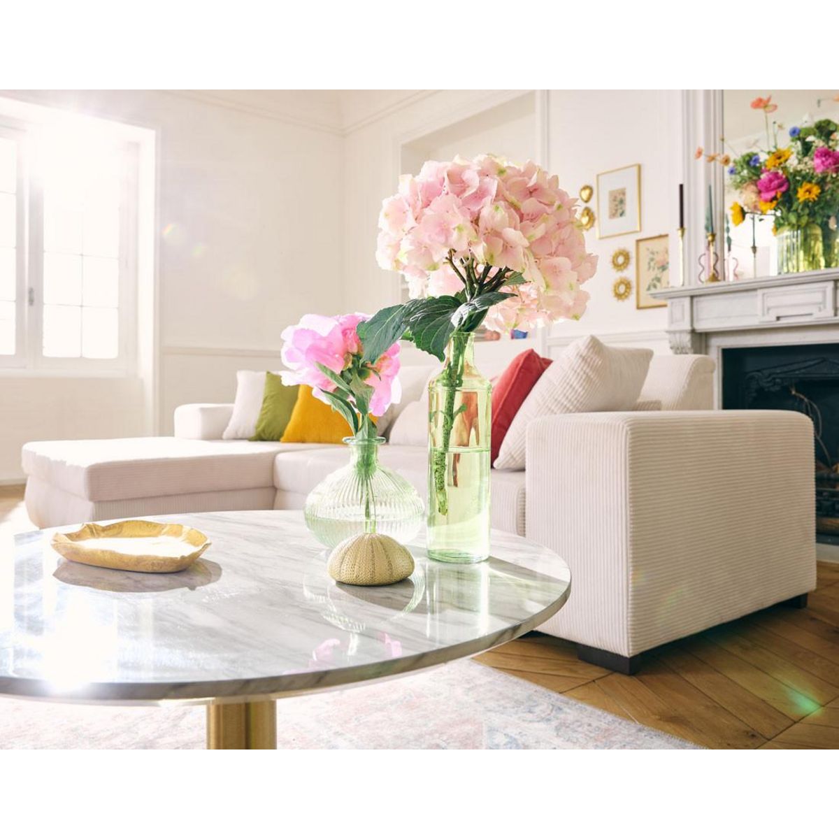 LISA DESIGN Valverde - table basse ronde - effet marbre - doré - 70 cm