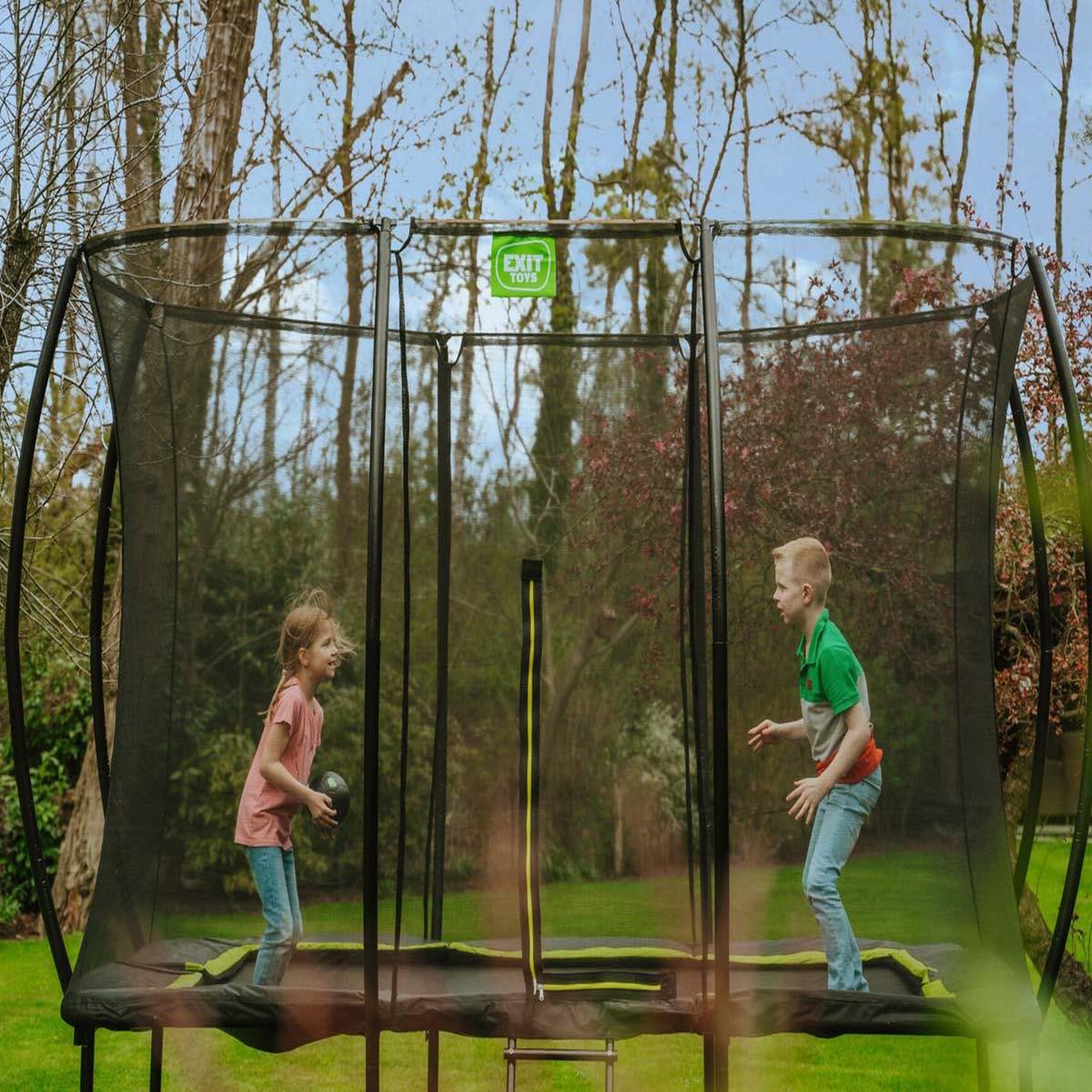 Voir la diapositive 2 : EXIT TOYS Trampoline Silhouette rectangulaire 214 x 305 cm Noir - Exit Toys