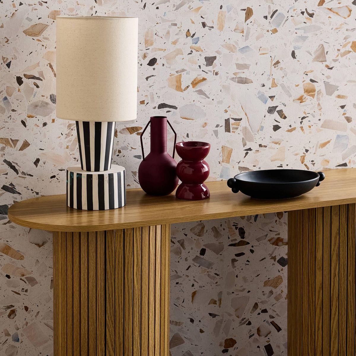 SWEEEK Console ovale scandinave effet bois rainuré. pieds ronds. couleur naturelle. L 120 x P 35 x H 75cm