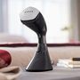 Voir la diapositive 4 : Philips Défroisseur vapeur GC800/80 Série 8000