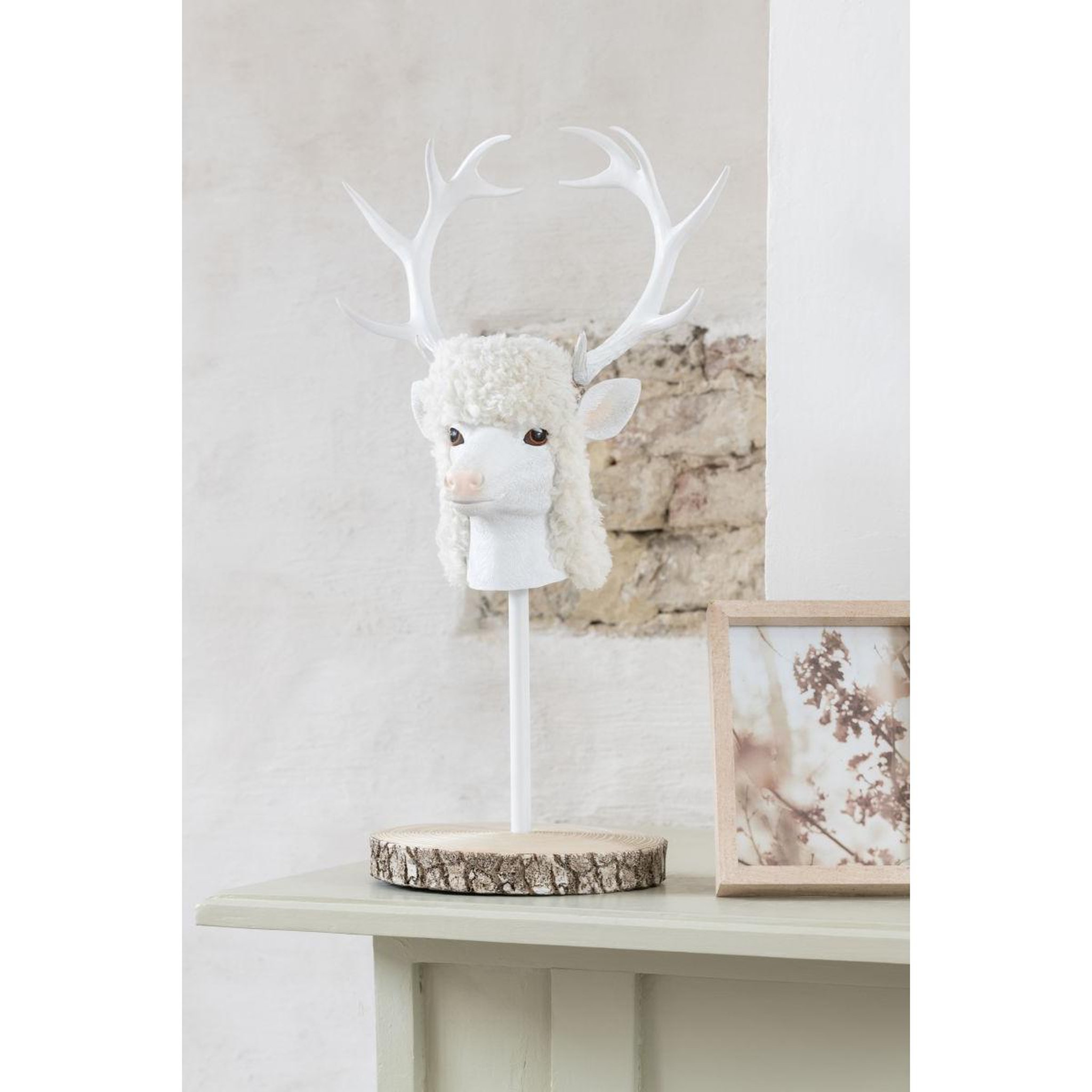 Voir la diapositive 5 : J-LINE Tête de cerf sur socle  imitation fourrure  52cm écru