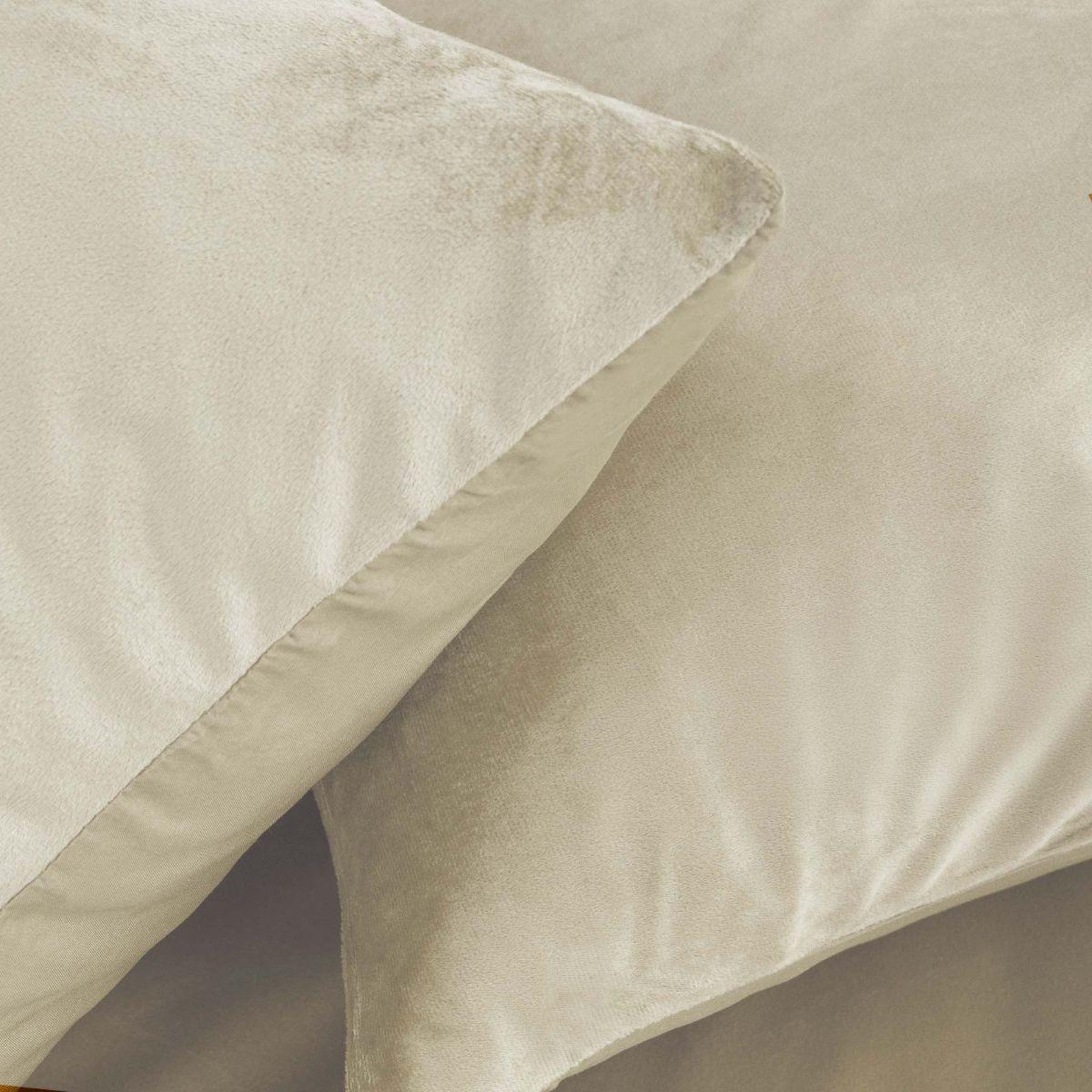 Voir la diapositive 2 : Douceur d'Intérieur Parure de lit 3 pièces  velina  240x220cm naturel