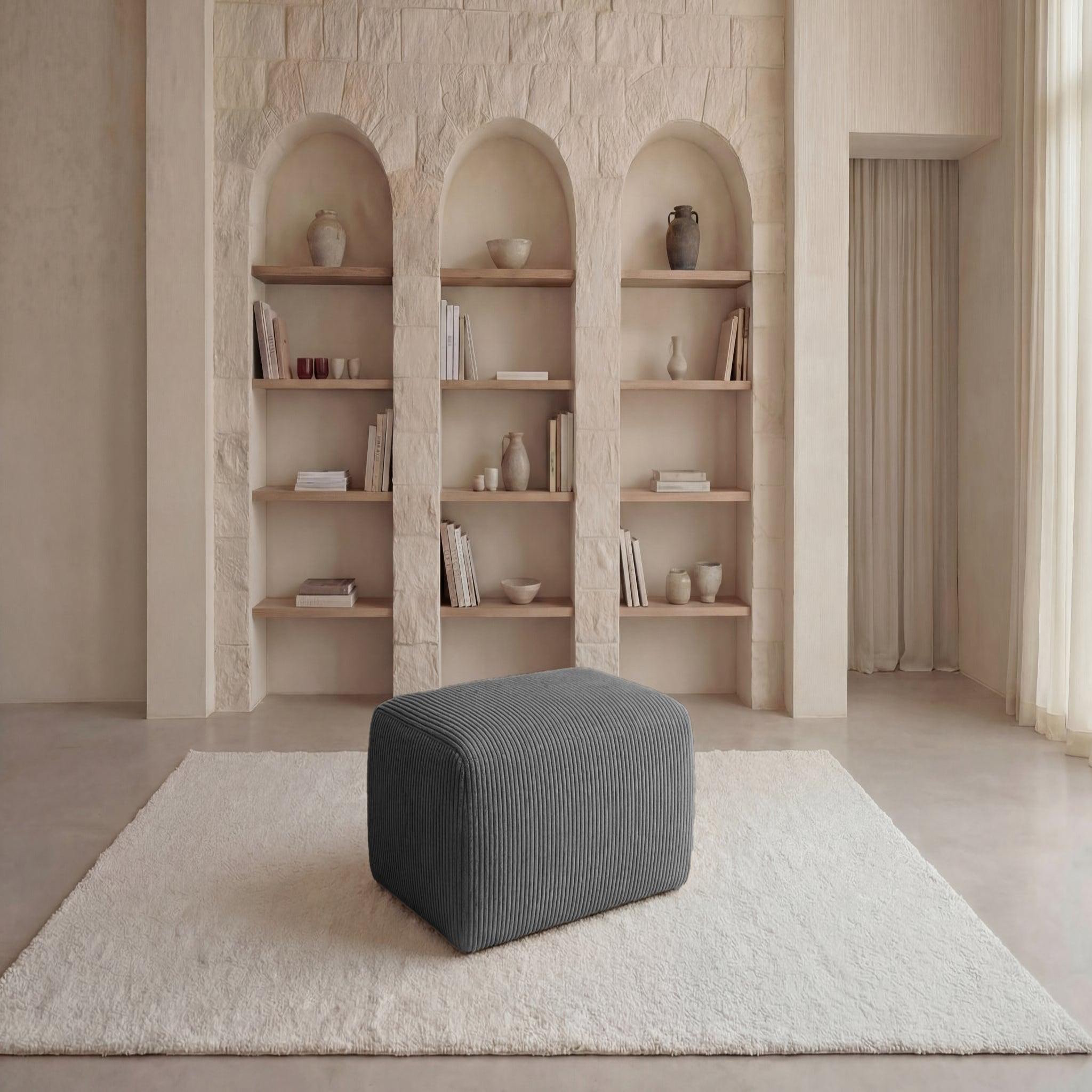 Voir la diapositive 2 : CASANOVA PARIS Olympe - pouf en petit velours côtelé 100x68x42