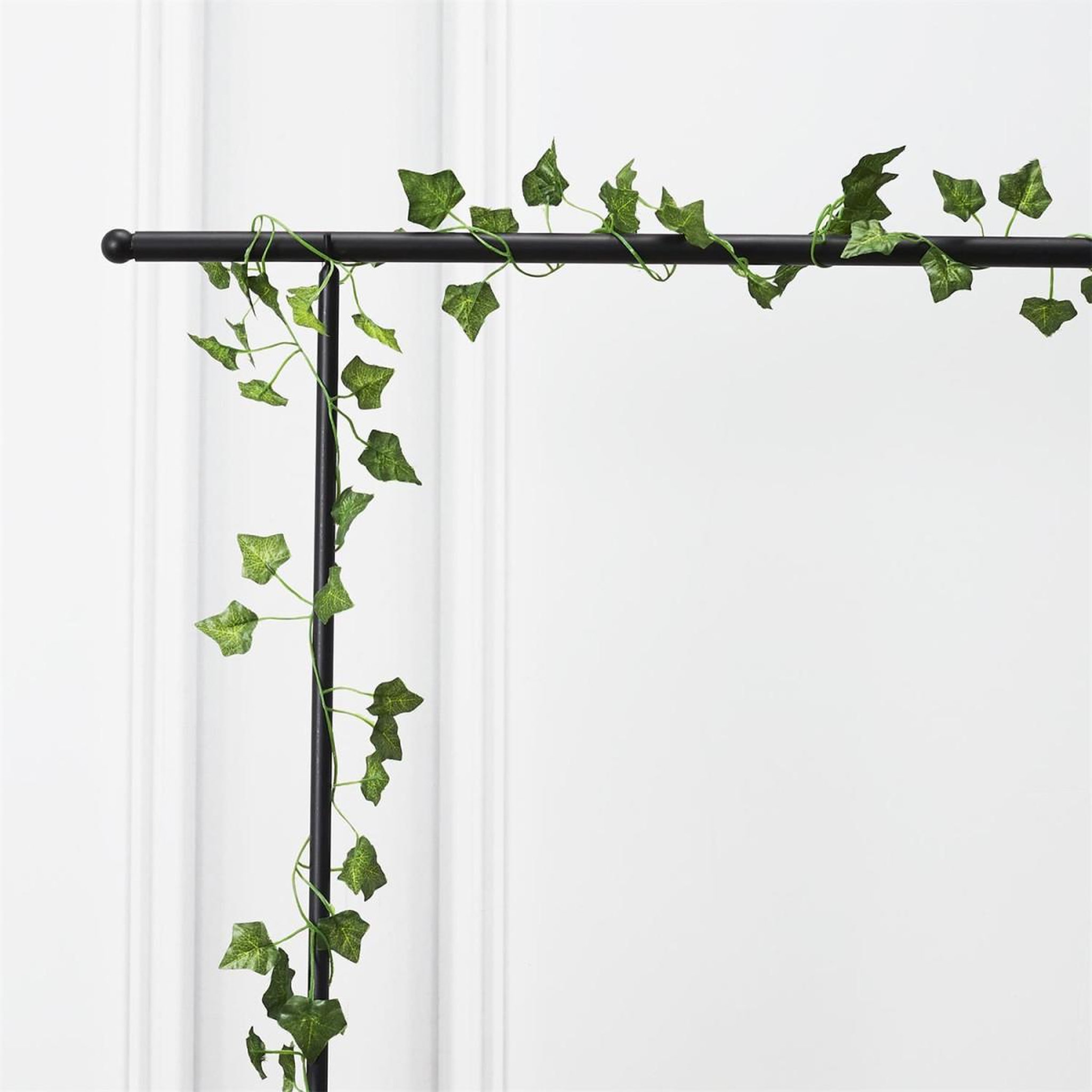 Voir la diapositive 2 : The Home Deco Factory Guirlande déco  lierre artificiel  230cm vert