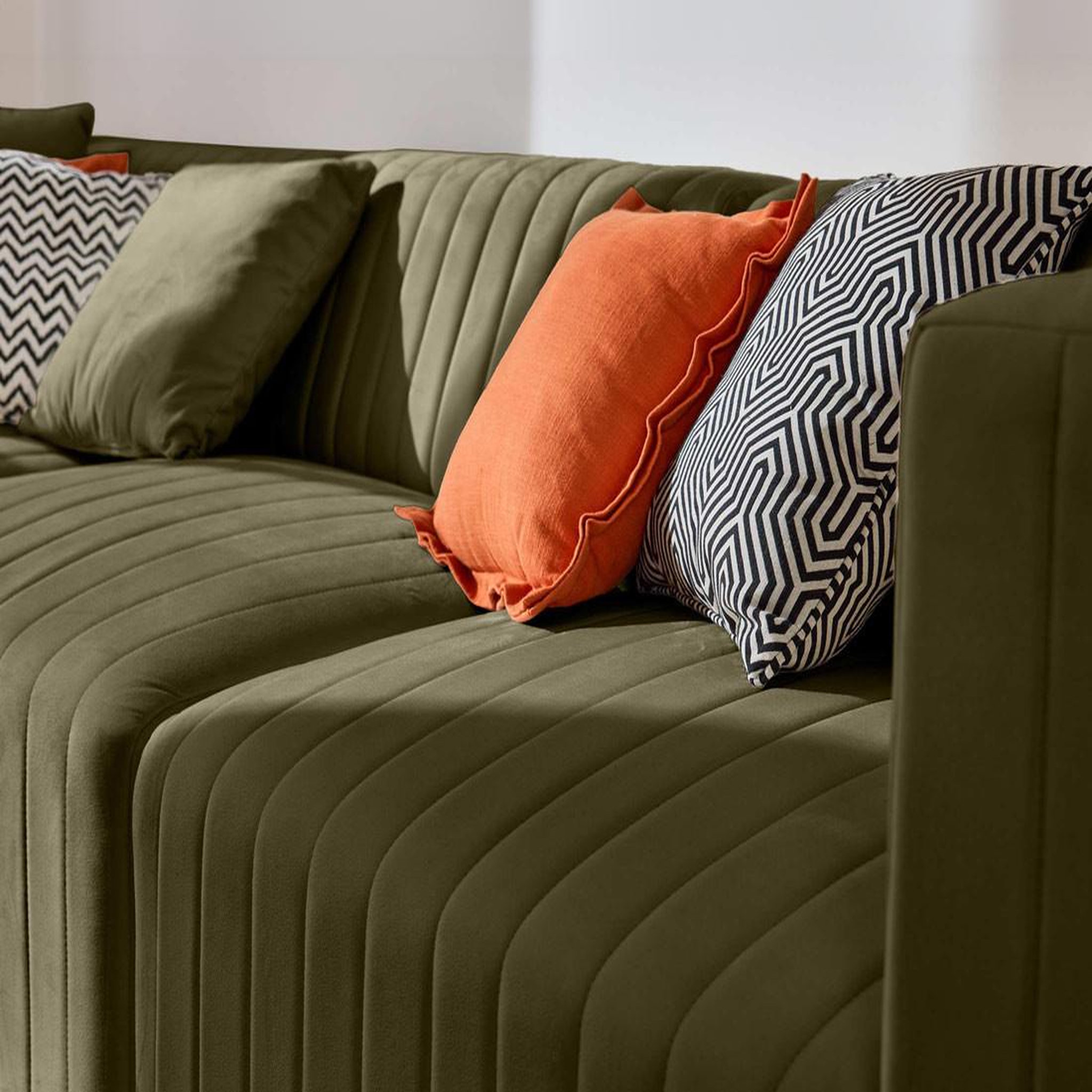Voir la diapositive 4 : BEST MOBILIER Nova - canapé modulable 3 places - en velours