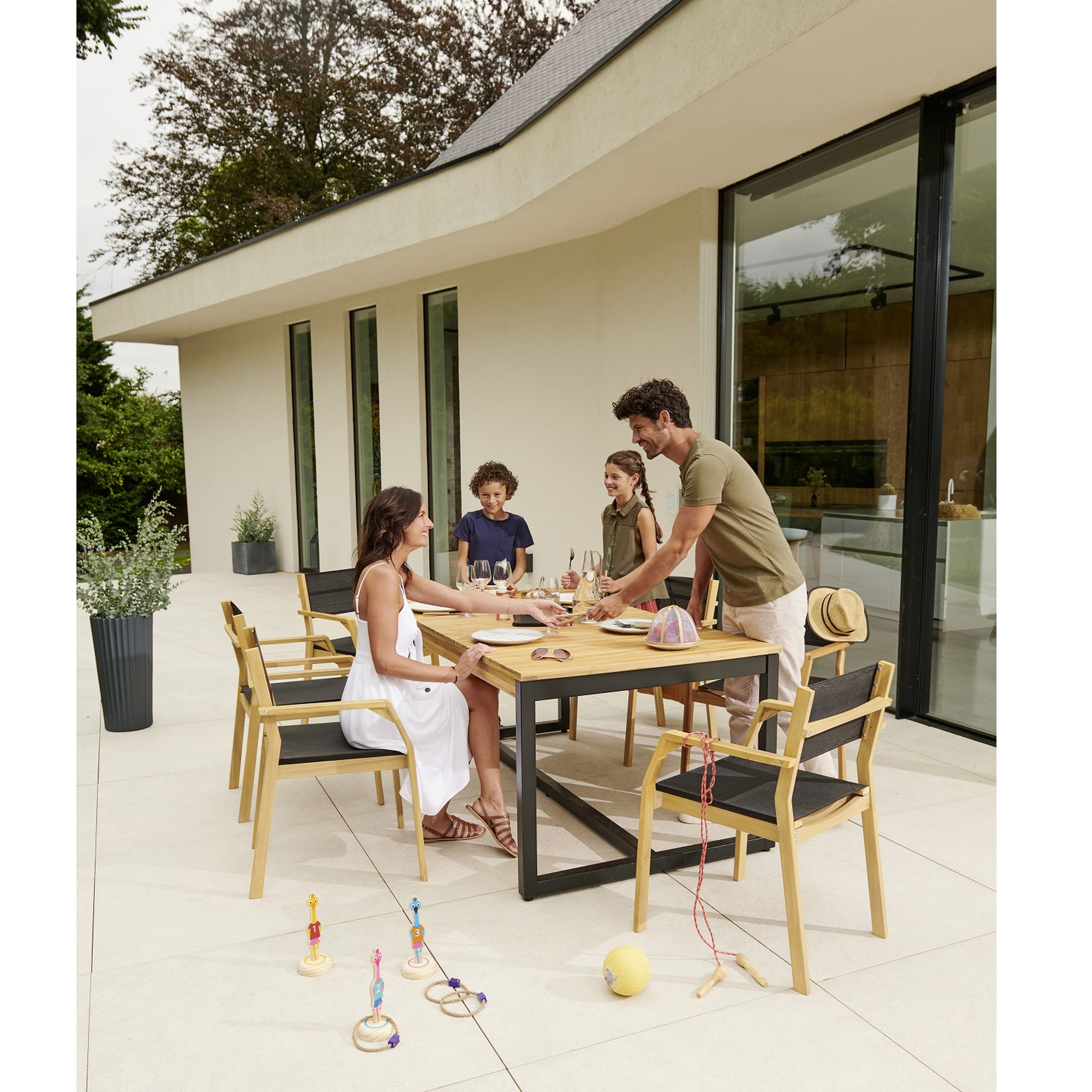 Voir la diapositive 1 : GARDENSTAR Table de jardin rectangulaire - 6/8 places - Bois d'acacia - SAHARA