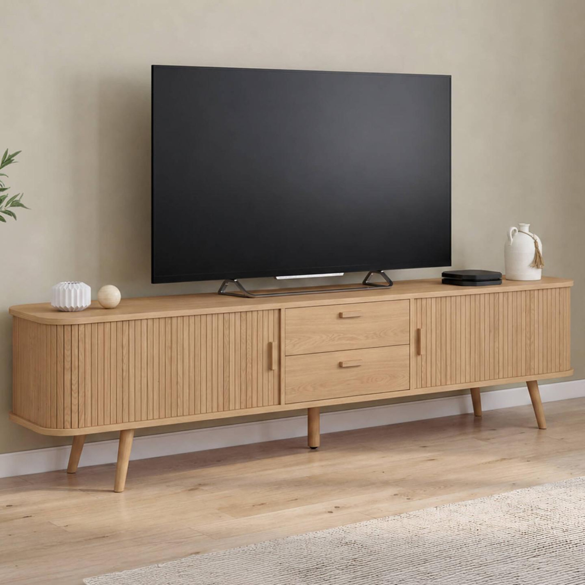 Voir la diapositive 2 : ID MARKET Meuble tv 200 cm romie 2 portes coulissantes et 2 tiroirs lattes tasseau bois coloris chêne