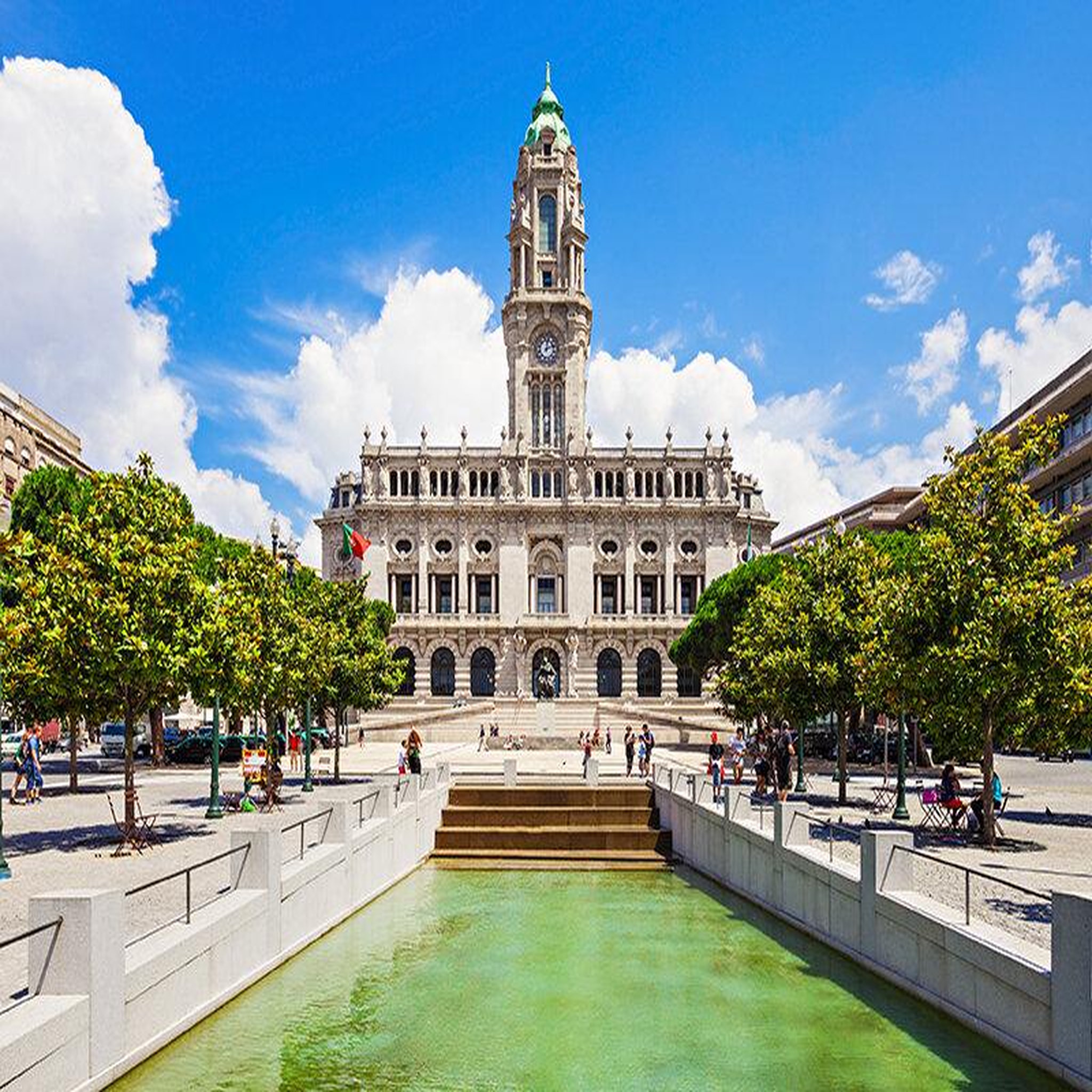 Voir la diapositive 3 : Smartbox 3 jours d'escapade à porto - coffret cadeau séjour