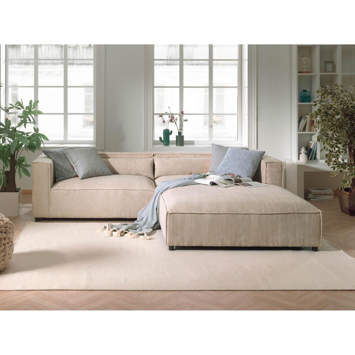 LISA DESIGN Ela - canapé d'angle droit 4 places - en velours côtelé - style contemporain