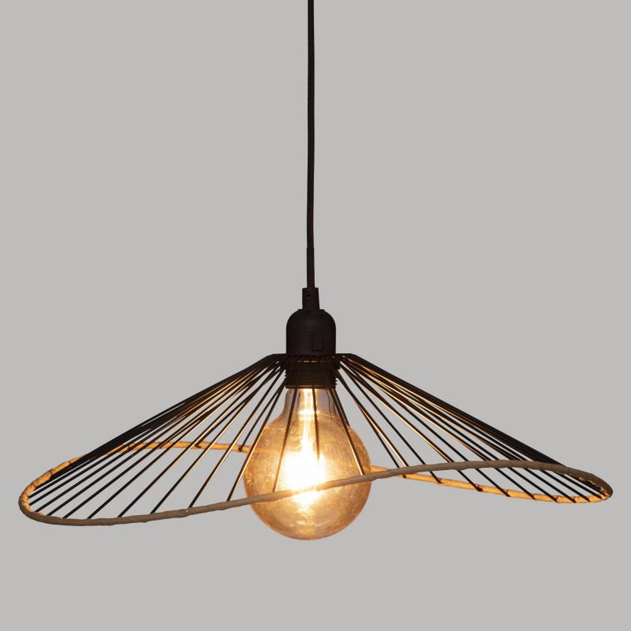 Voir la diapositive 2 : ATMOSPHERA Suspension filaire  alara  métal filaire diamètre 45 cm atmosphera - noir -