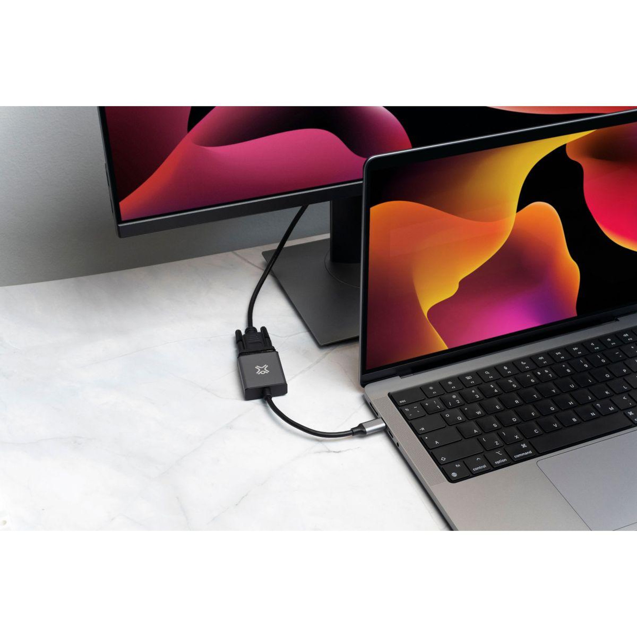 Voir la diapositive 4 : XTREMEMAC Adaptateur VGA Type C vers VGA Femelle
