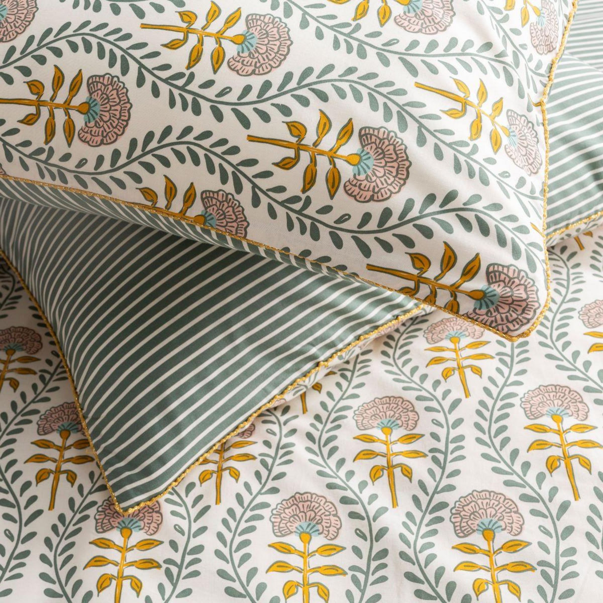 FUTURE HOME Parure de lit 2 personnes floral charme rayé