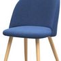 Voir la diapositive 6 : Rendez vous déco Lot de 2 chaises en tissu bleu et pieds en métal effet bois - Cozy