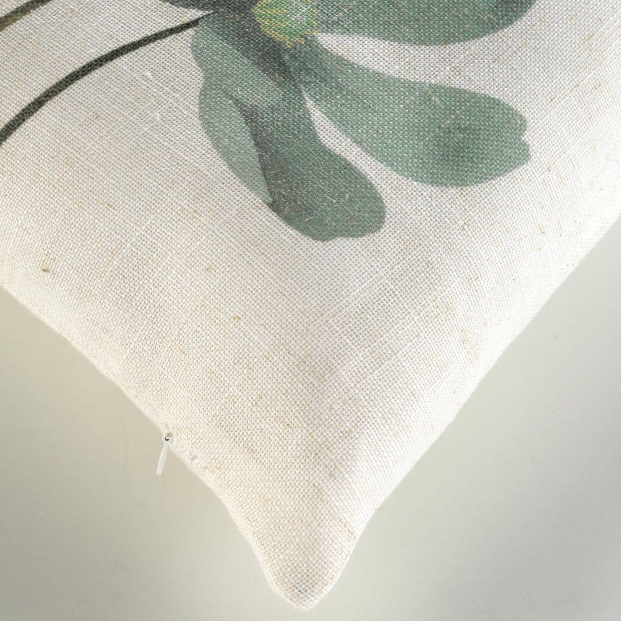 Voir la diapositive 3 : Douceur d'Intérieur Coussin déco imprimé  palmiflore  45x45cm vert