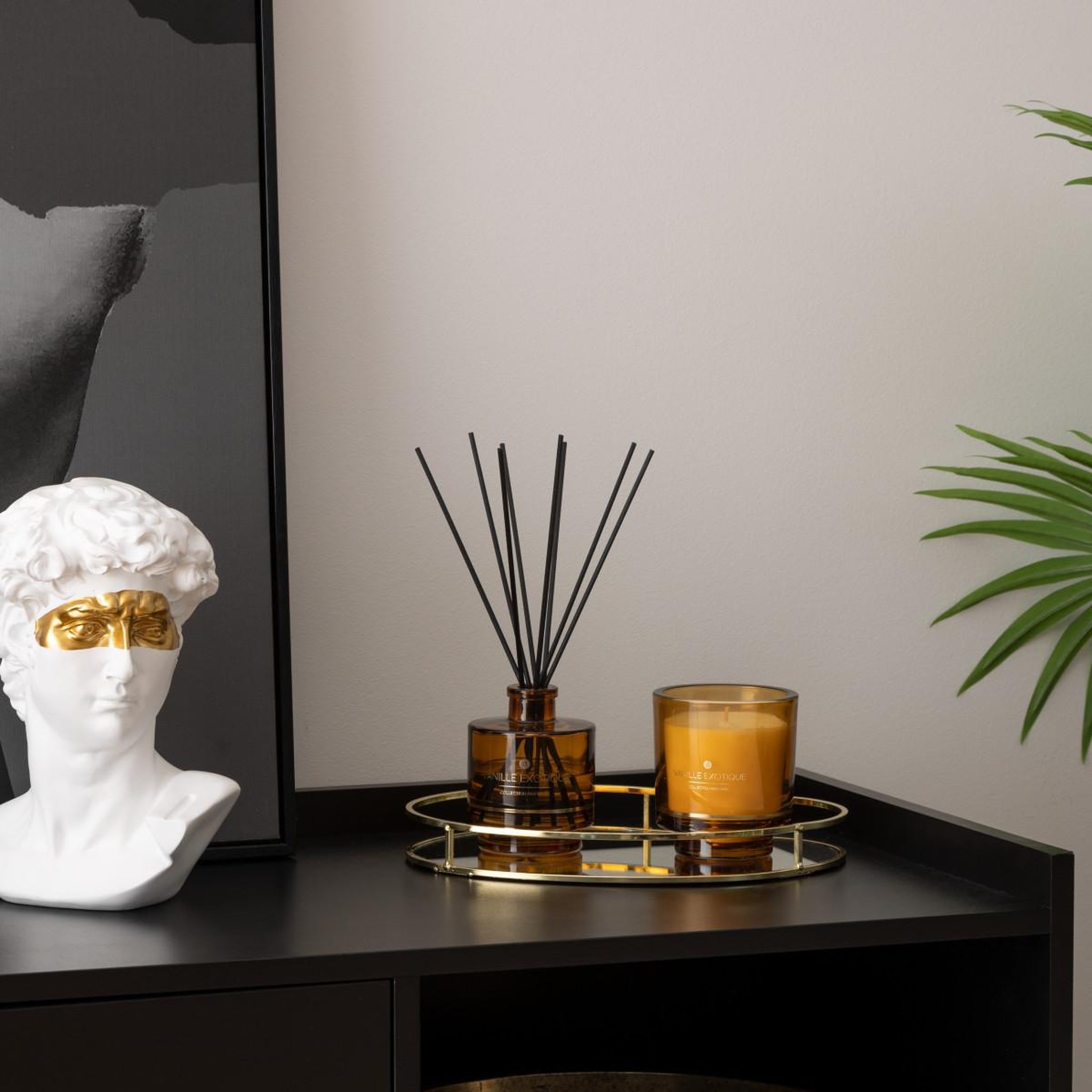 Voir la diapositive 2 : ATMOSPHERA Bougie parfumée en verre  ilae  225g vanille exotique