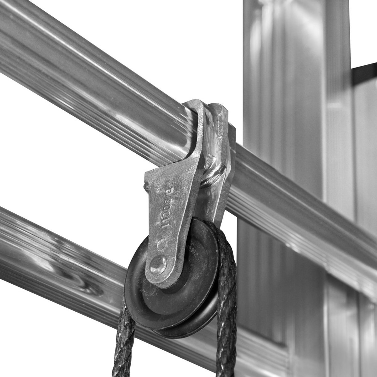 CENTAURE Echelle coulissante 3 plans à corde PRC3 2m90/6m85