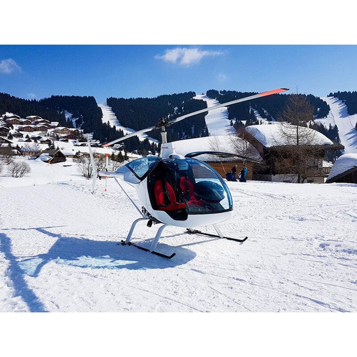 Smartbox Découverte du mont Blanc en duo : 1h de vol en ULM hélicoptère - Coffret Cadeau Sport & Aventure