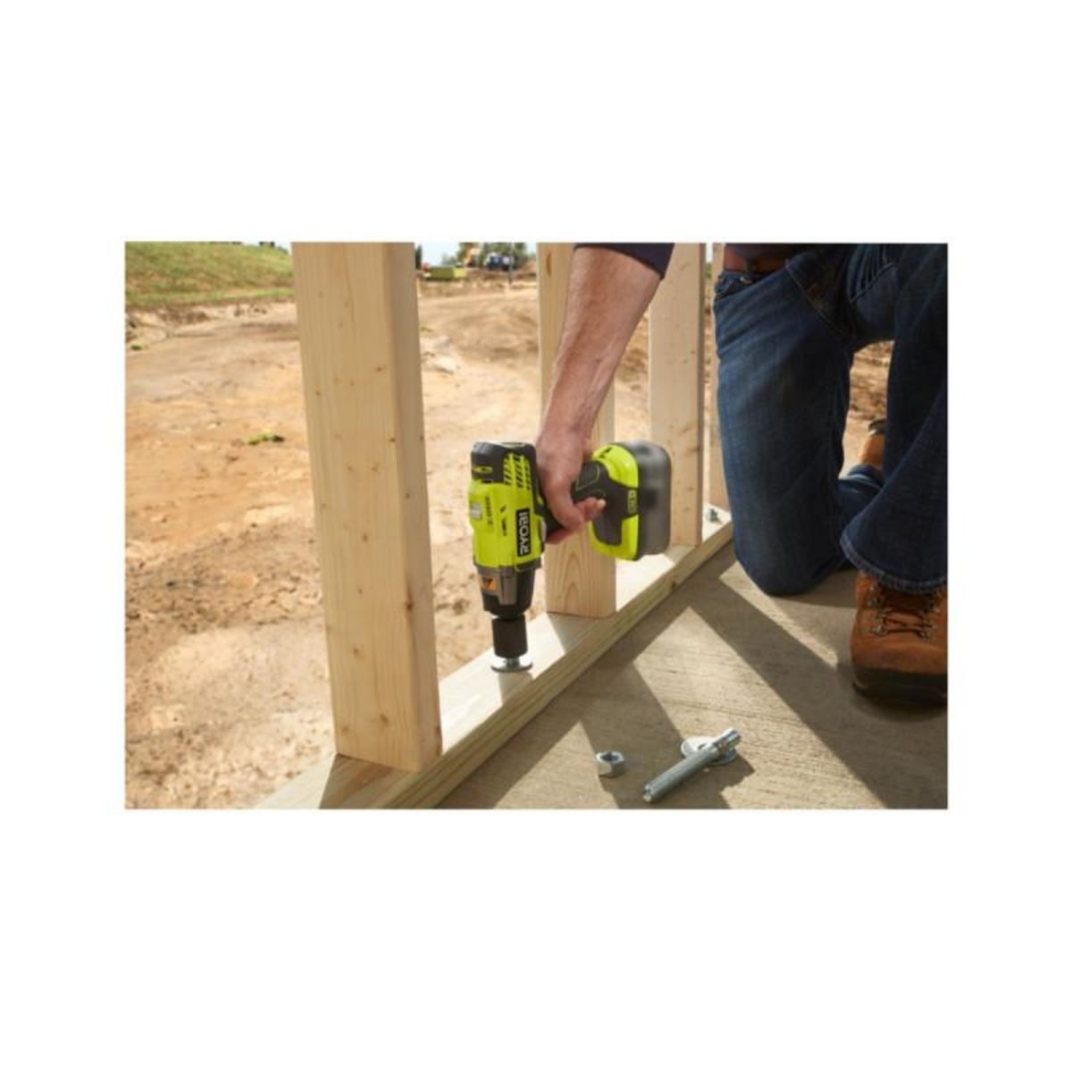 Ryobi Boulonneuse à chocs RYOBI 18V One+ - batterie LithiumPlus 2.0Ah - chargeur R18IW3-120S