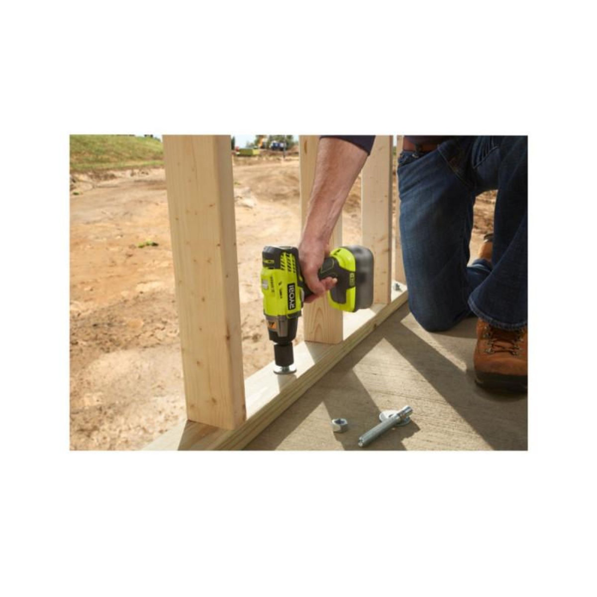 Ryobi Boulonneuse à chocs RYOBI 18V One+ - batterie LithiumPlus 2.0Ah - chargeur R18IW3-120S