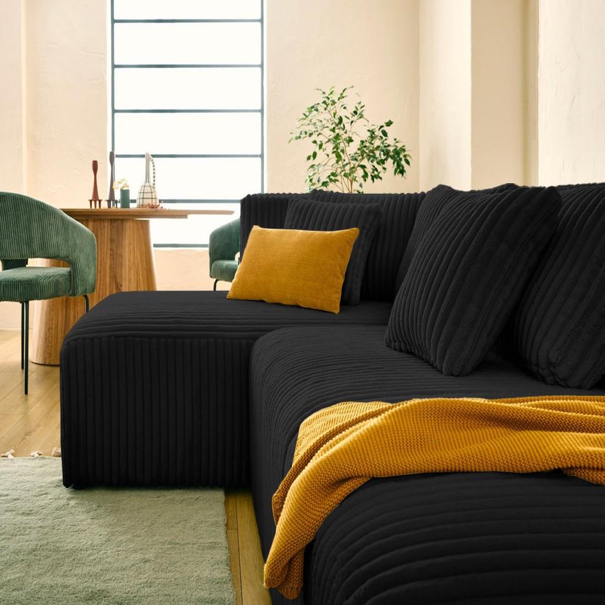 Voir la diapositive 2 : LISA DESIGN Victoire - canapé modulable d'angle gauche 4 places en velours côtelé grosses côtes