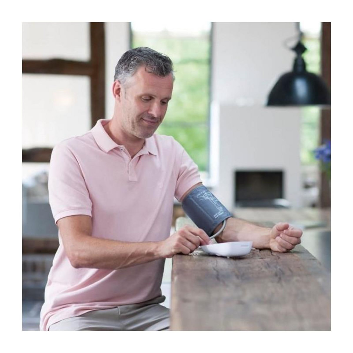 Medisana Tensiometre parlant - MEDISANA - BU 535 - 6 langues - Grand écran - Chiffre XXL - Mesure de l'arythmie - 240 Mémoires