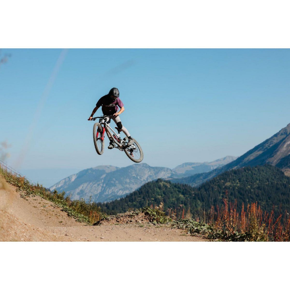 Canon Appareil photo Hybride EOS R6 Mark II + RF 24-105mm f/4-7.1 IS