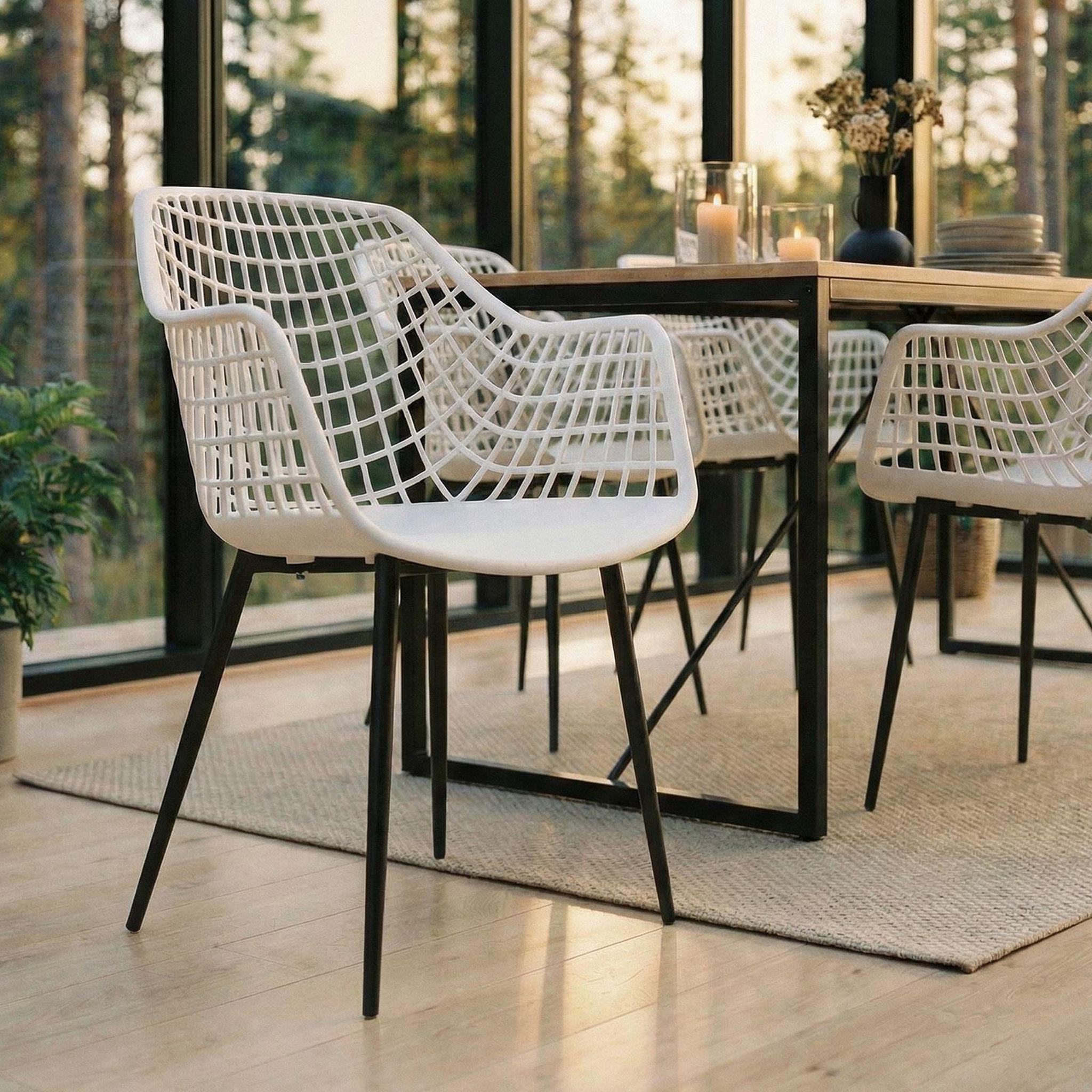 Voir la diapositive 2 : IDIMEX Lot de 4 chaises LUCIA, en plastique