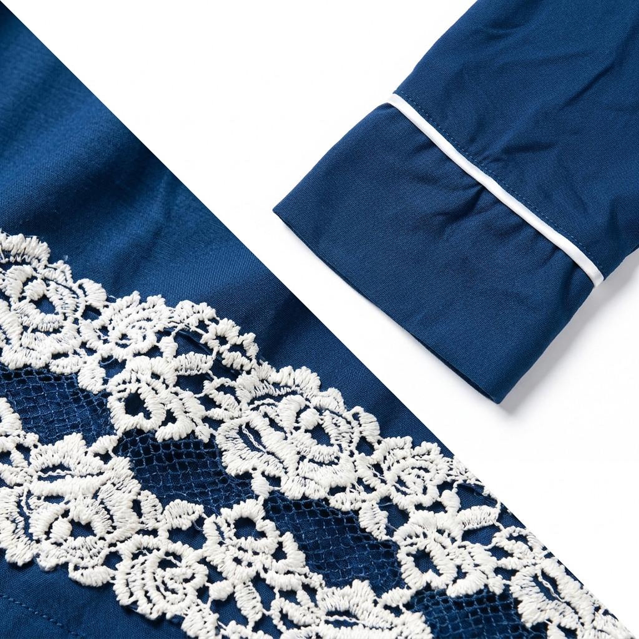Voir la diapositive 3 : OZABI OZABI Chemise de Nuit Femme Boutonnée Dentelle Viscose